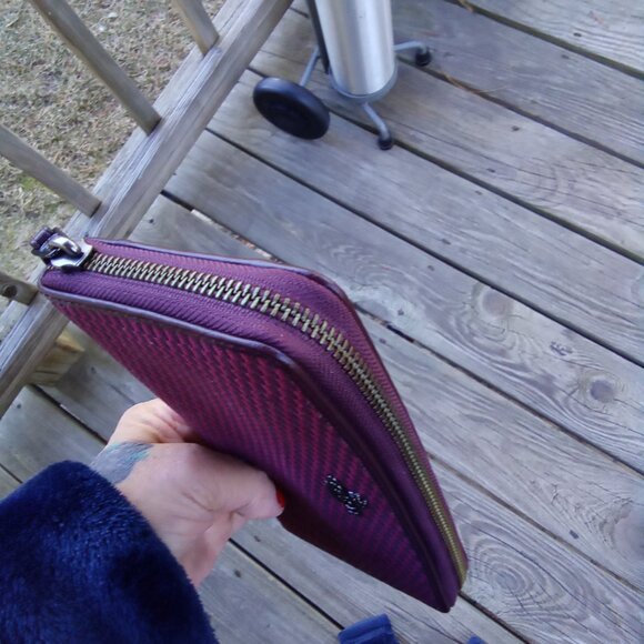 Coach Gorgeous $614 Legacy Jacquard Tote & Matching Wallet Set EUC - Picture 14 of 15